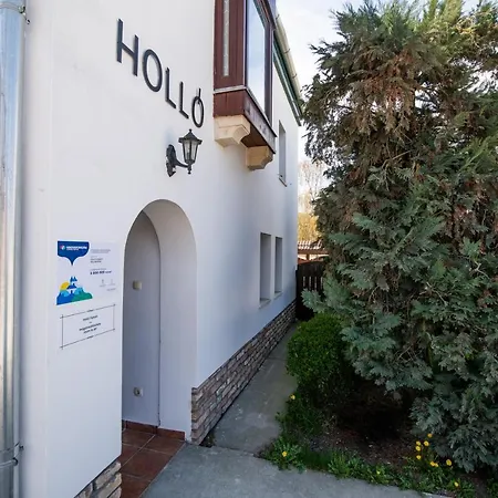 Holló Panzió