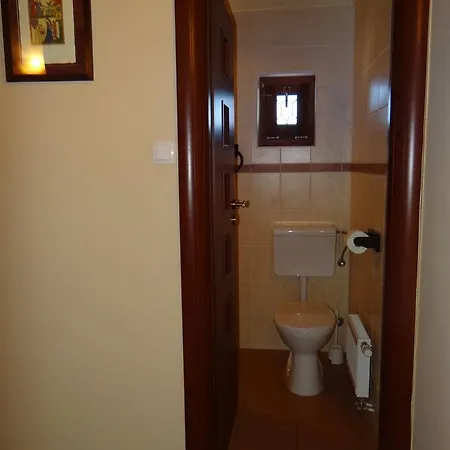 Hollo Panzio 2* Visegrád